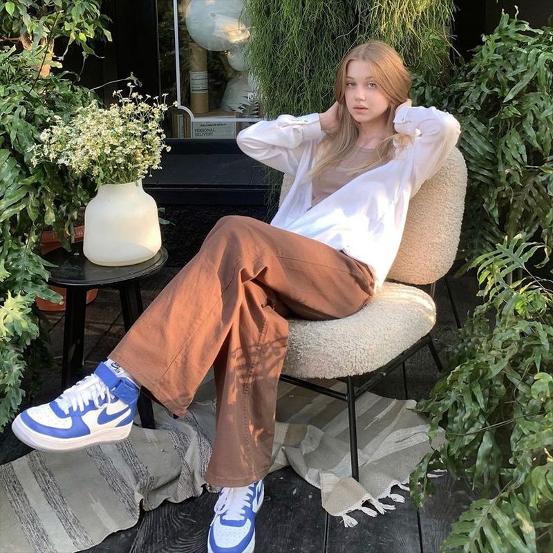Brown Jeans Retro