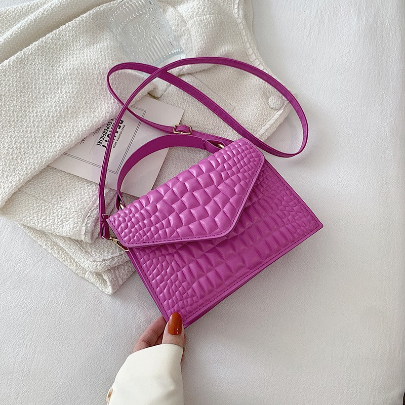 Elegant And Fashionable Handbag