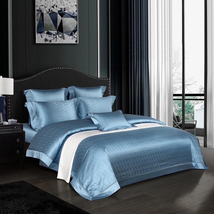 Exclusive Bedding Set