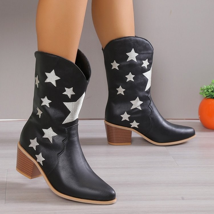 Embroidered Winter Knight Boots: Western Elegance